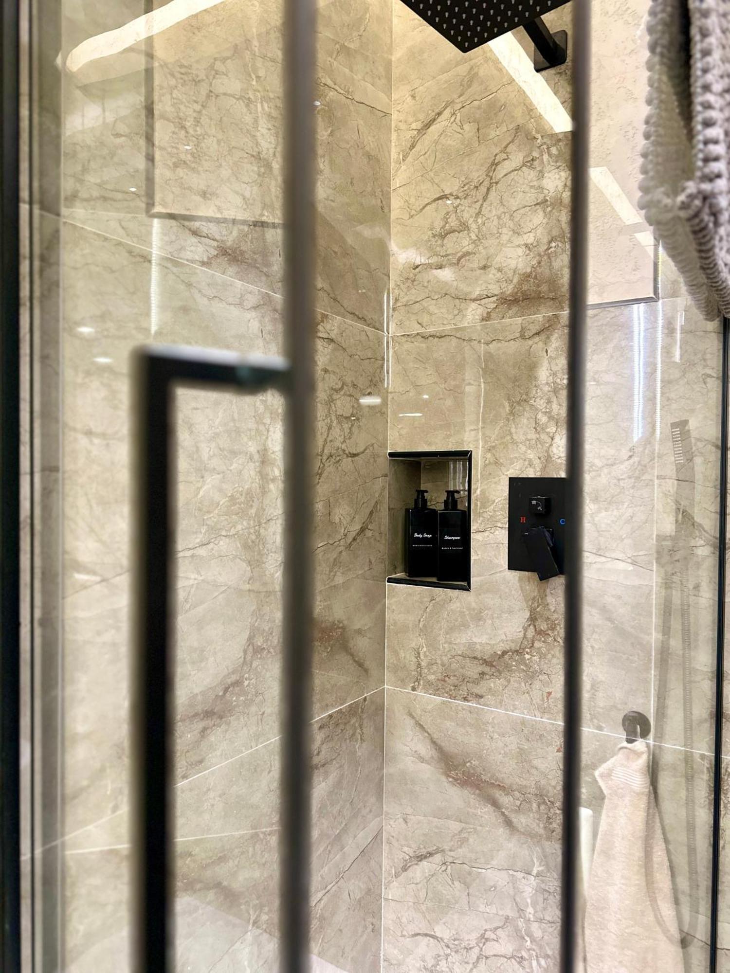 Falco Boutique With Jacuzzi Naples