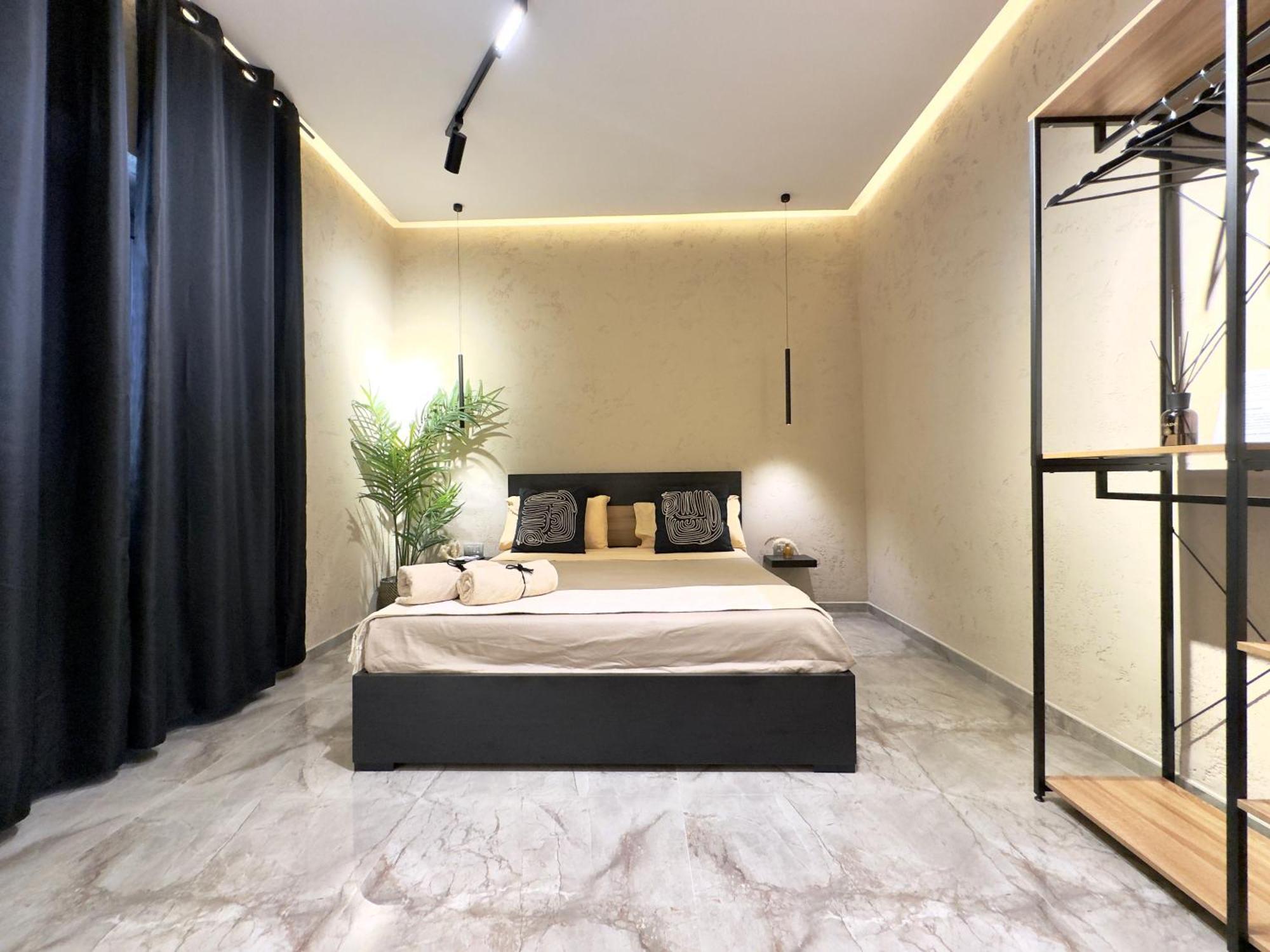 Falco Boutique With Jacuzzi Naples
